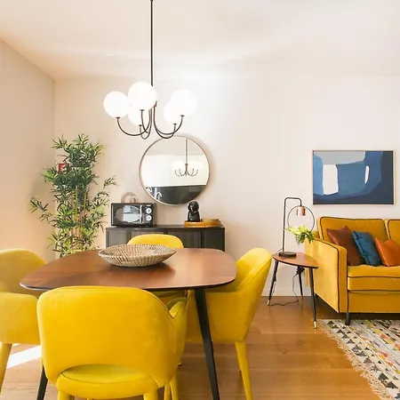 Jp40 - Secret 2 Bedrs Spot In The Heart Of The Antiques! *