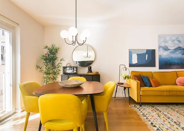 Jp40 - Secret 2 Bedrs Spot In The Heart Of The Antiques! *