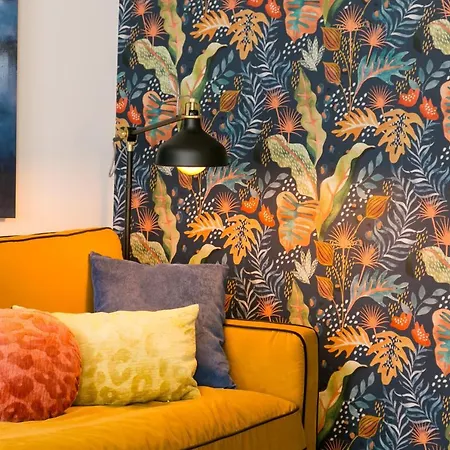 Jp40 - Secret 2 Bedrs Spot In The Heart Of The Antiques! *